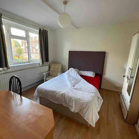 Arbnb Comfy Sleep Guest House Self Catering Private Bedrooms 60 Pound Per Night Per Person Londýn Exteriér fotografie