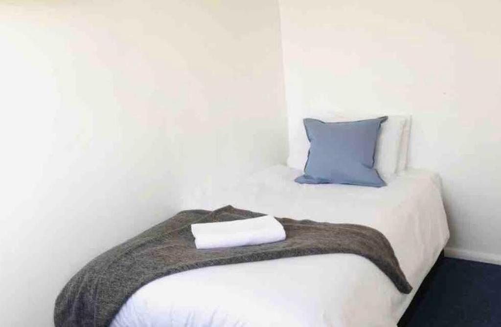 Arbnb Comfy Sleep Guest House Self Catering Private Bedrooms 60 Pound Per Night Per Person Londýn Exteriér fotografie